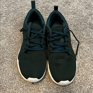 Puma Dark Green Athletic Sneakers